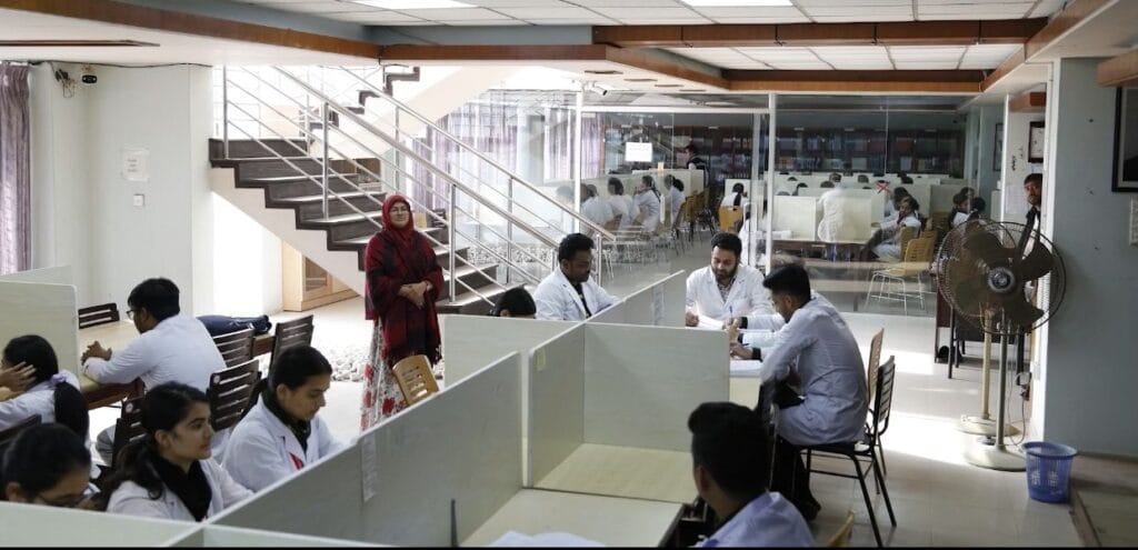 library of rangpur community medical college